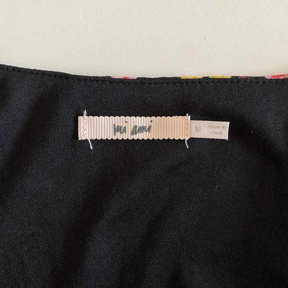 Mi Ami Short Sleeve Floral Wrap Blouse - Picture 6 of 8